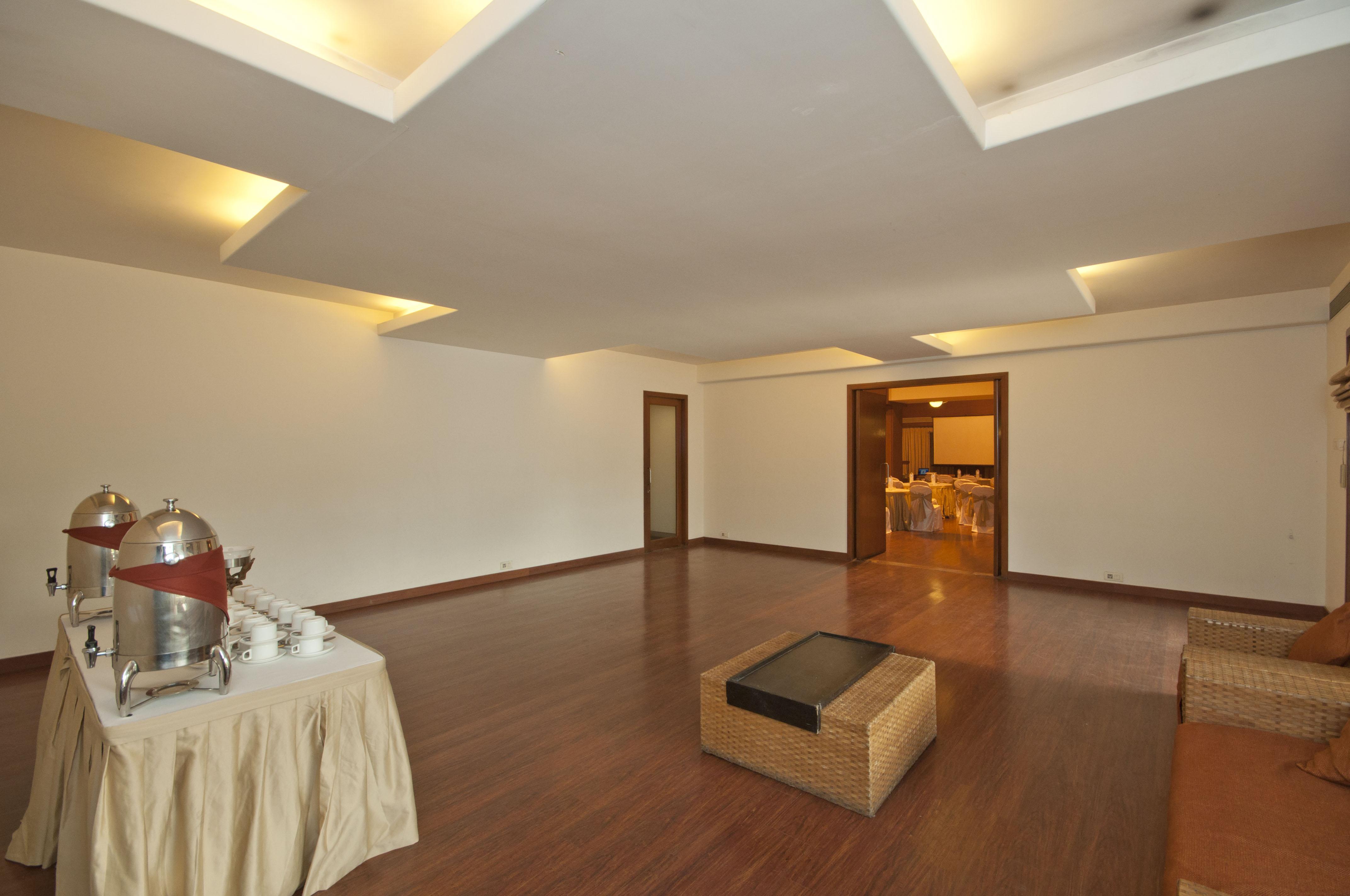 Vedic Village Spa Resort Kalküta Dış mekan fotoğraf