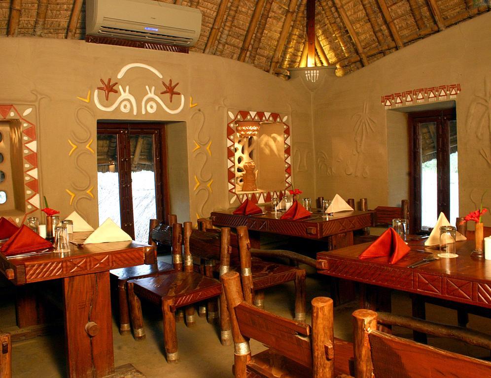 Vedic Village Spa Resort Kalküta Dış mekan fotoğraf