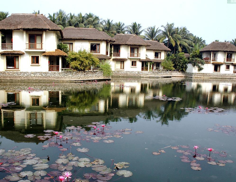 Vedic Village Spa Resort Kalküta Dış mekan fotoğraf