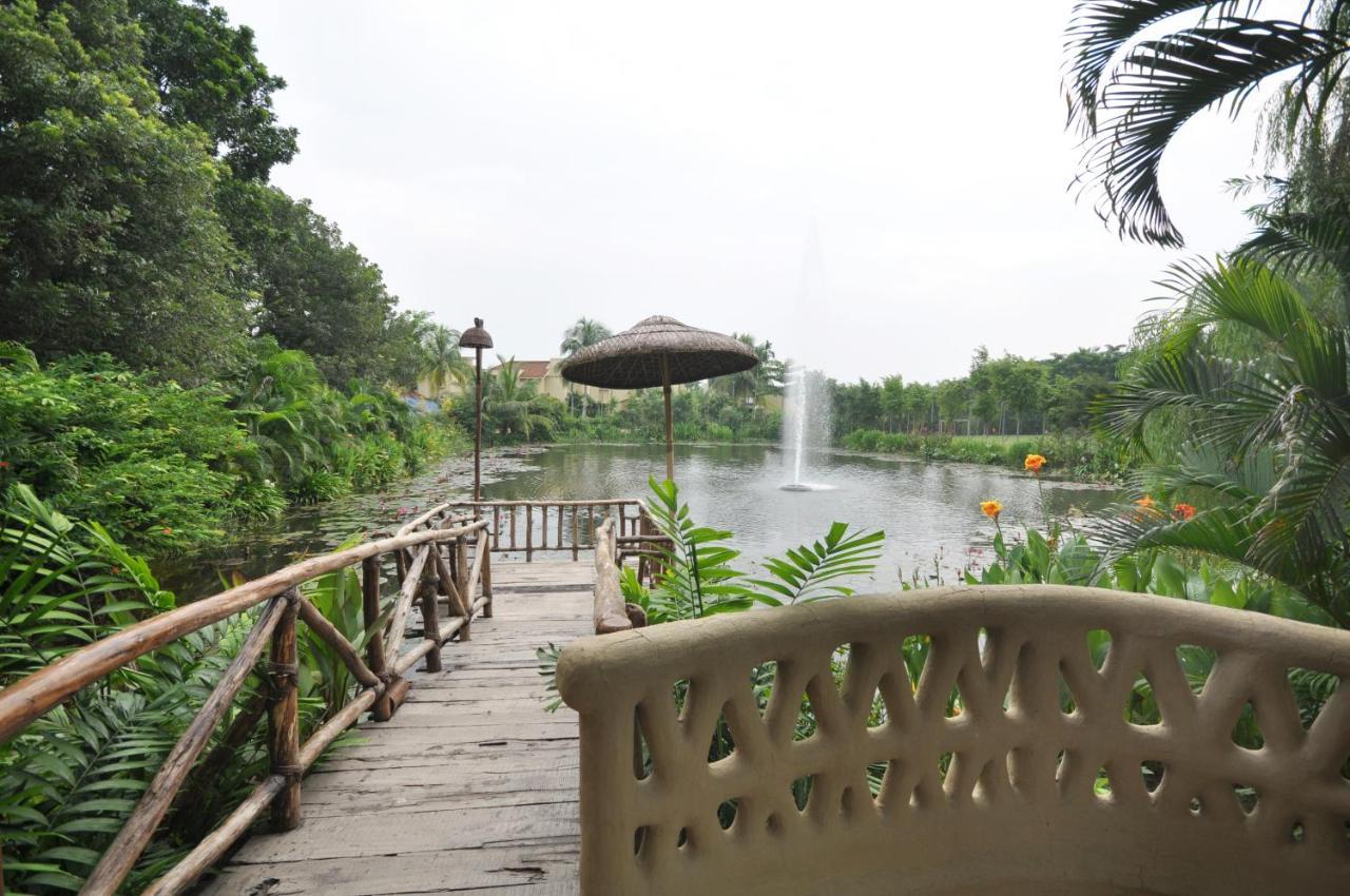 Vedic Village Spa Resort Kalküta Dış mekan fotoğraf